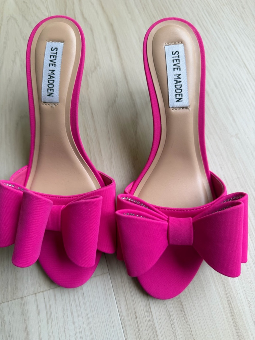 Steve Madden Fuchsia Bow Slide Mules